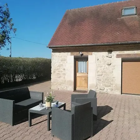 Le Petit Moulin De Nyaraló *